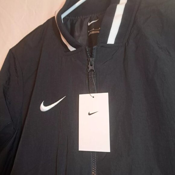 Nike Women's Dugout Bench Mid Thigh Jacket M DC9103-010 MSRP $150 - Picture 6 of 9